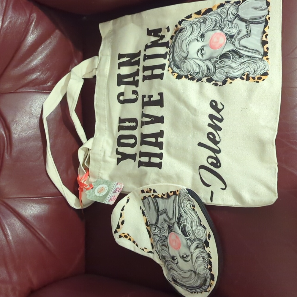 NWT 🎵🤩 MISS DOLLY 🤩🎵Cotton TOTE/ZIP POUCH Bundle 🌿🕊️ PEACE GARDEN DESIGNS
